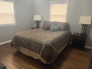 Iron/ironing board, WiFi, bed sheets - Wonderful 2-bedroom apartment with AC in adorable Scottsbluff (Scottsbluff)