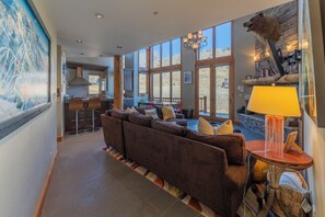 Interior - Ski-in/ski-out 4-bedroom townhome in Crested Butte! (Gunnison)