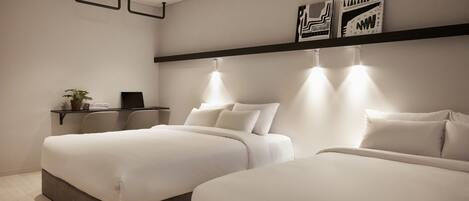 Executive-Zweibettzimmer | Schreibtisch, laptopgeeigneter Arbeitsplatz, Verdunkelungsvorhänge