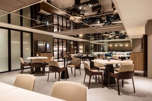 Breakfast area -  Oakwood Yeouido Park Seoul (Seoul)