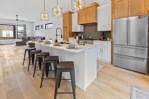 Fridge, microwave, oven, stovetop - Renovated home minutes from downtown Indianapolis! (Indianapolis)