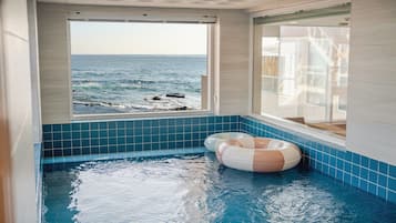 Basic Room, 1 Bedroom (Room 201 (Oceanview/Spa/Private Pool)) | 1 bedroom, free WiFi