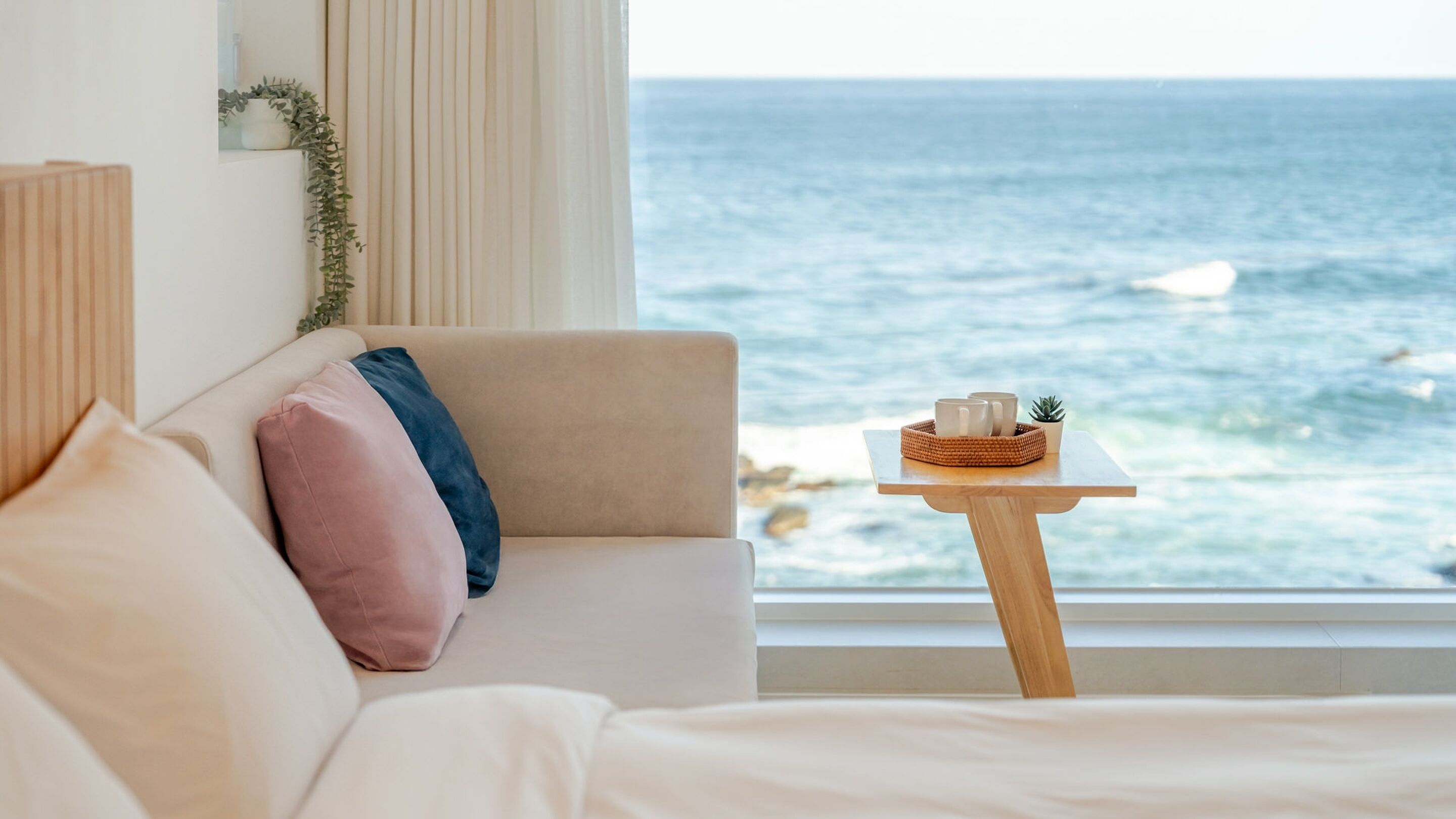 Basic Room, 1 Bedroom (Room 302 (Oceanview/Spa)) | 1 bedroom, free WiFi