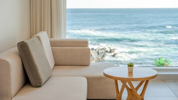 Habitación básica, 1 habitación (Room 301 (Oceanview/Spa)) | 1 dormitorio y wifi gratis