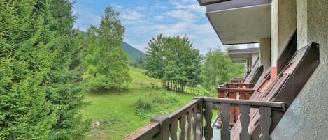 Standard-Apartment, Mehrere Schlafzimmer, 2 Bäder (Appartamento Il Cardo) | Blick auf die Berge
