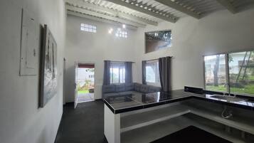 家庭別墅, 多張床, 海景 | 起居區