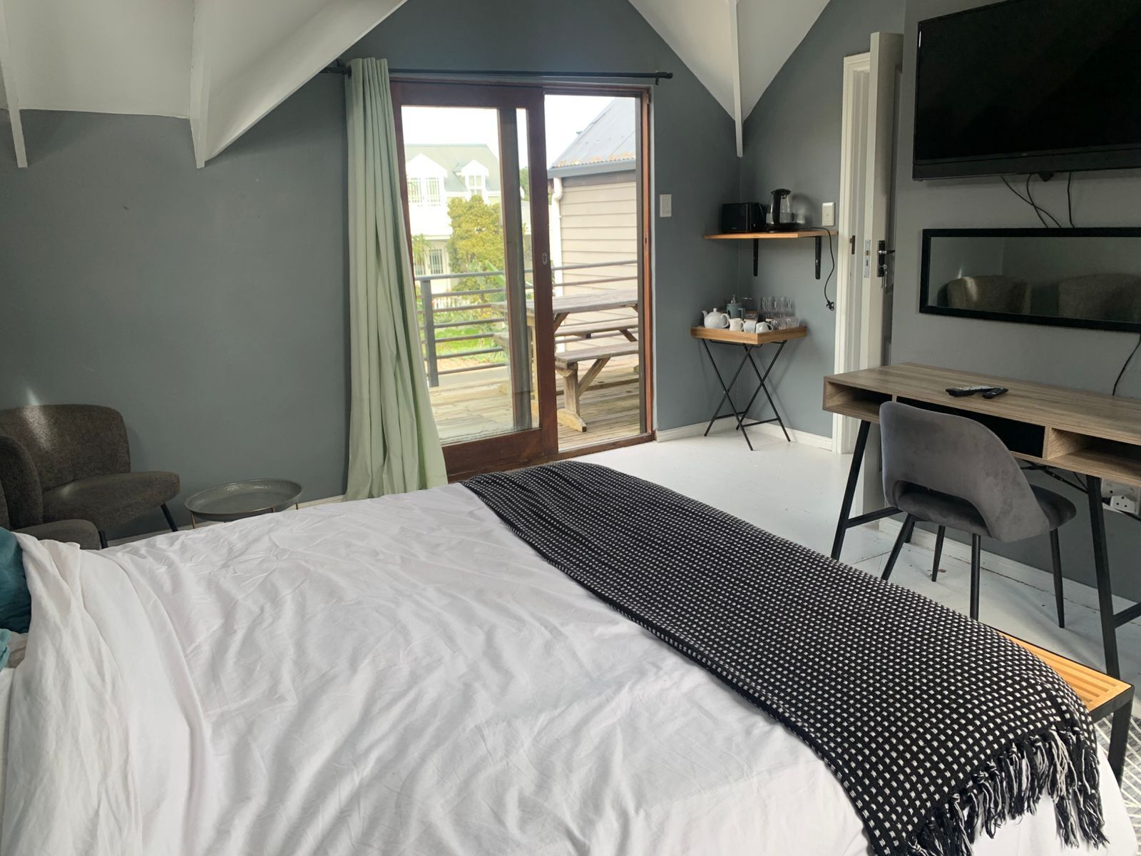 アイロン / アイロン台、WiFi、ベッドシーツ