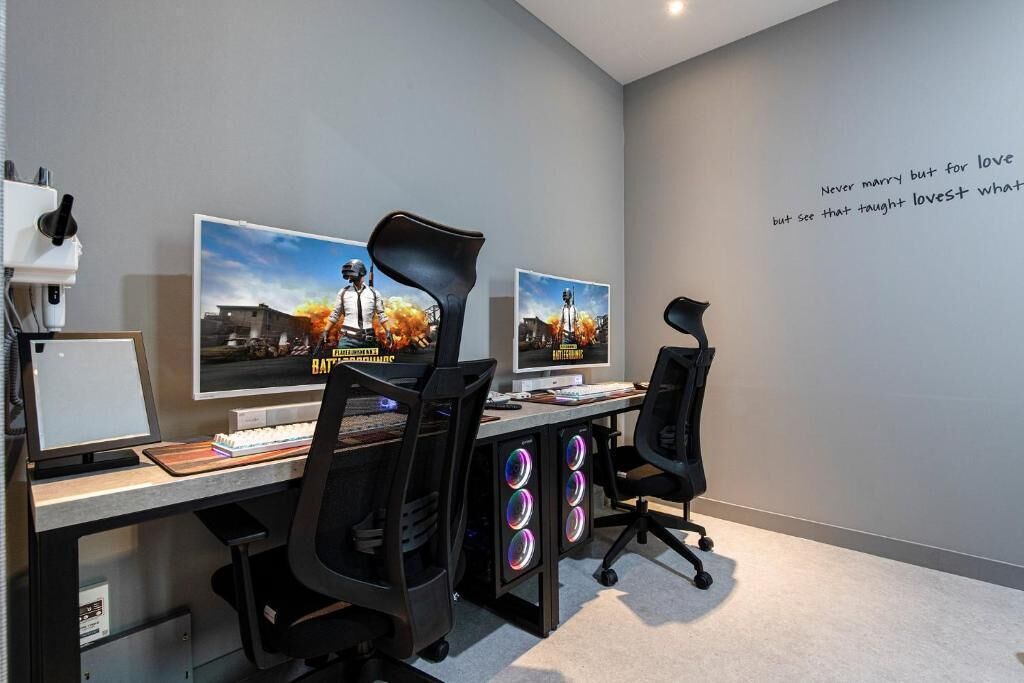 Business center