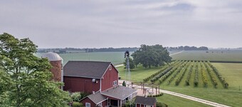 Tranquil 4-bedroom farmhouse in Caledonia