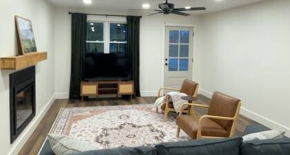 Relaxing home in Saltillo with plenty of space and just minutes from everything.