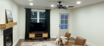 Relaxing home in Saltillo with plenty of space and just minutes from everything.