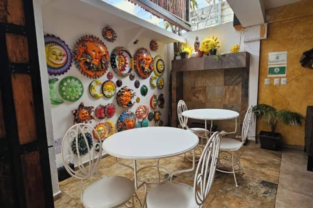 Hotel Papagayo