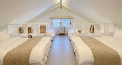 Penthouse Hongdae #5min walk from Hongdae #3BR 2BA #8 Beds #private terrace