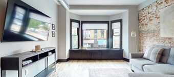 Steps to Dtwn & Rock River! Couples Retreat