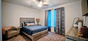 熨斗/熨衣板、免费 WiFi、床单