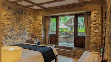 Deluxe-værelse - udsigt til lagune | Pengeskab på værelset, mørklægningsgardiner, gratis Wi-Fi