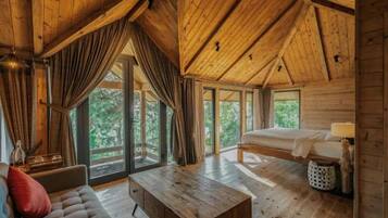 Deluxe Double Room, Courtyard View | In-room safe, blackout drapes, free WiFi