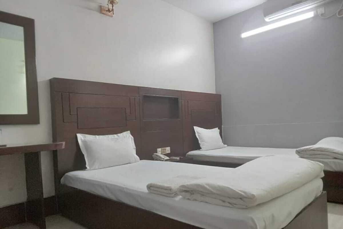 Bureau, Wi-Fi gratuit, draps fournis