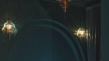 In-room safe, free WiFi