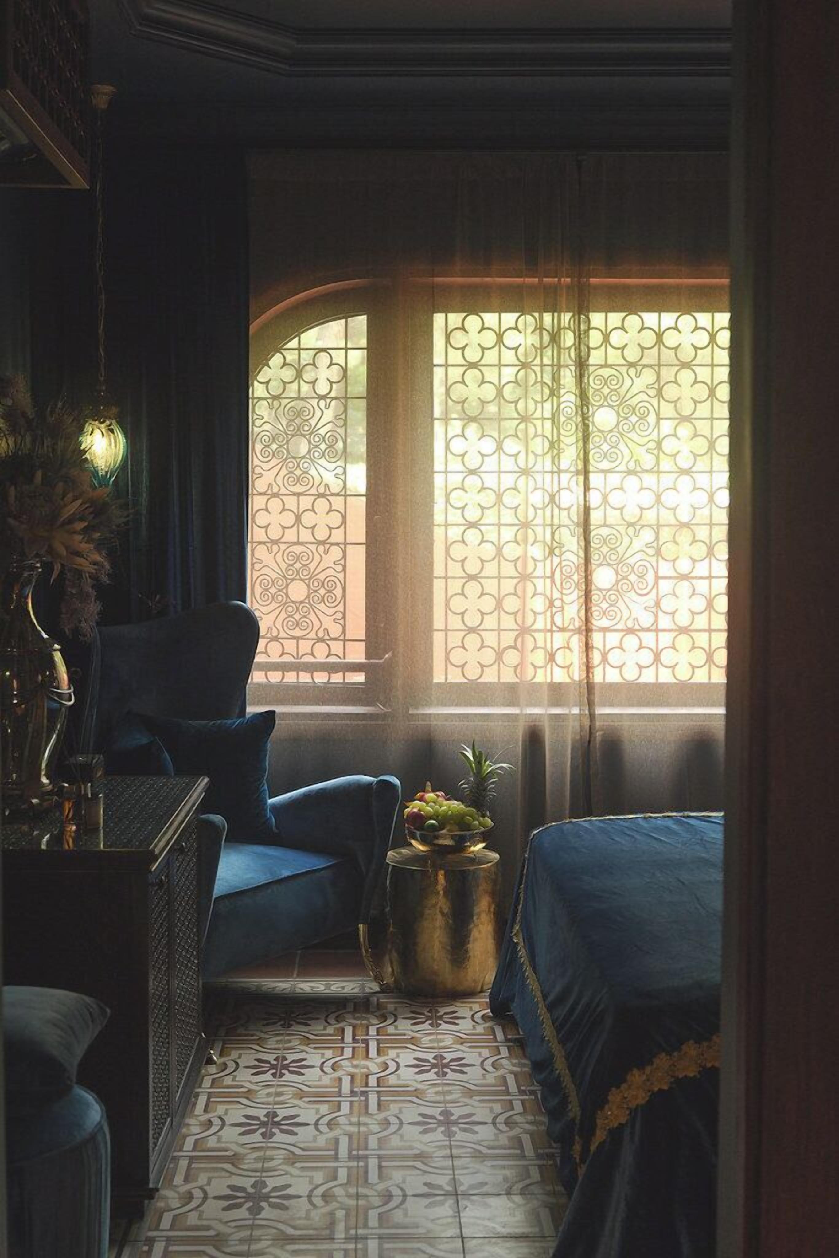 In-room safe, free WiFi