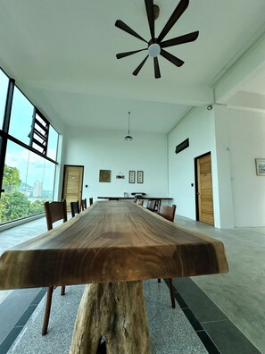 Living area - Ferringhi Inn 51 (George Town)