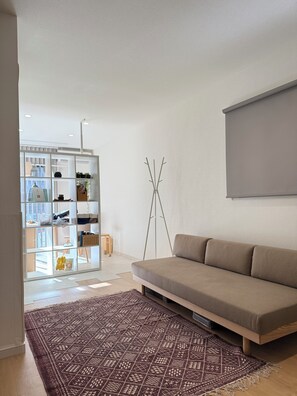 Living area - Cozy Entire House Great for Onomichi Sightseeing! (福山市今津町)