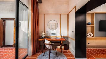 Free minibar items, in-room safe, desk, laptop workspace