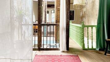 Zhang on Ropewalk - 56B Jalan Pintal Tali | Living area