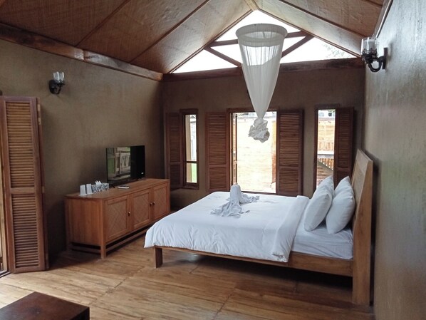 Economy Double Room, Garden View