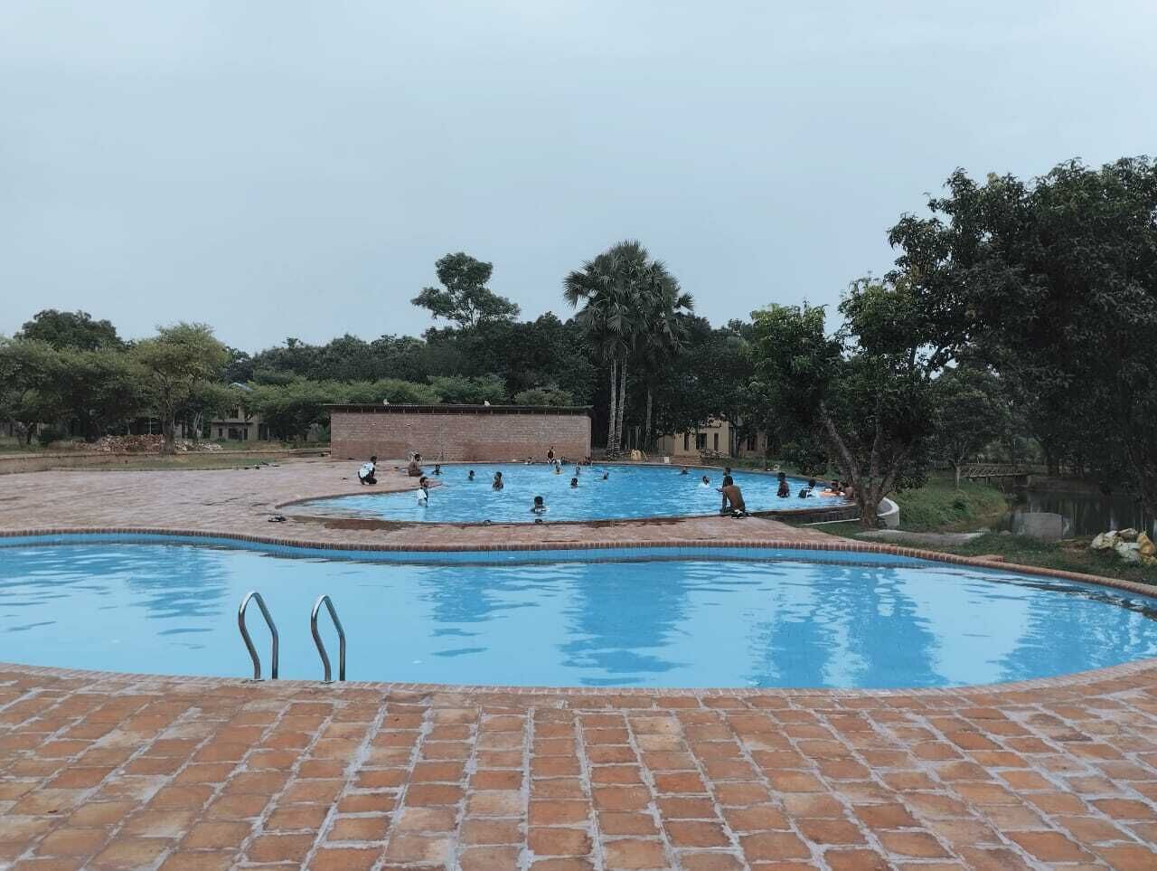 Piscina all'aperto