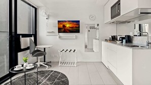 Unclassified image, 5 of 12, button - South Melbourne Apartment with Gym Access (South Melbourne)