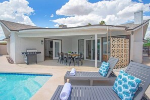 Pool - Las Vegas - LW (North Las Vegas)
