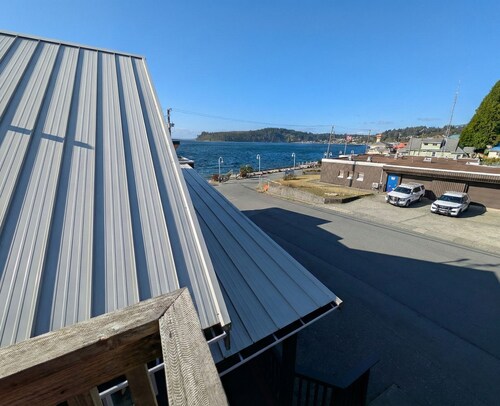 The Maple Executive Suite | 2-Bedroom Serviced Apartment