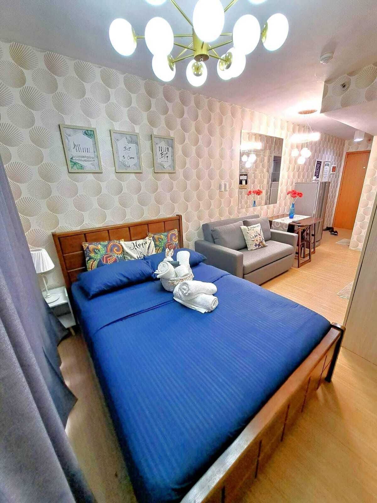 Strykjärn/strykbräda, internet och sängkläder