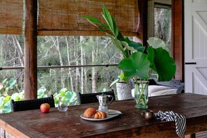 Outdoor dining - Serene Overwater Villa - Romantic Escape for 2 (Lovedale)
