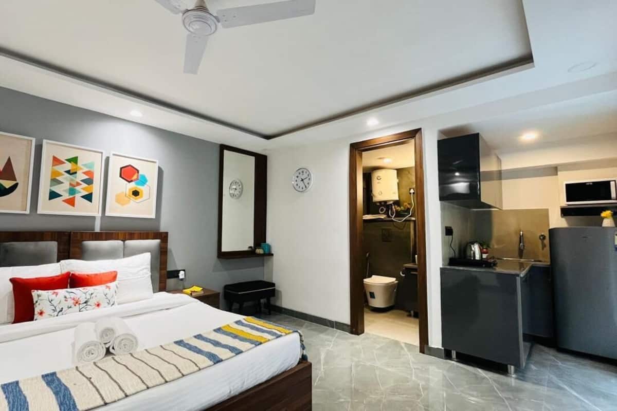 Basic Single Room | Desk, laptop workspace, free WiFi