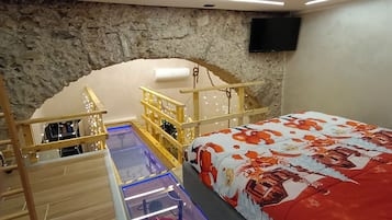 1 chambre, coffres-forts dans les chambres, fer et planche Ă repasser