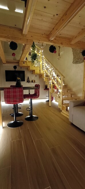 Interior - Nina in Love (Salerno)