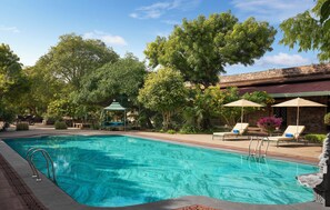 Outdoor pool - Storii By ITC Hotels Castle Kanota (Kanota)