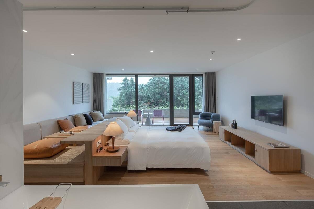 Signature Double Room, Hill View | Desk, laptop workspace, blackout drapes, iron/ironing board