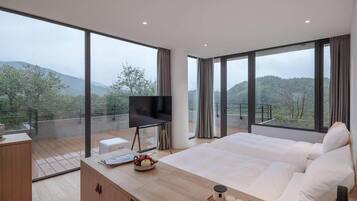 Superior-Zweibettzimmer, Hügelblick