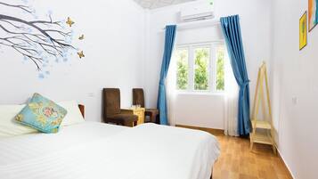 Double Room, Mountain View | Desk, free WiFi