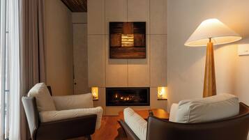 Chalet Mewah, 4 kamar tidur, balkon, tepi gunung | Seprai premium dan seprai linen