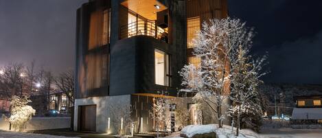 Fachada de la propiedad