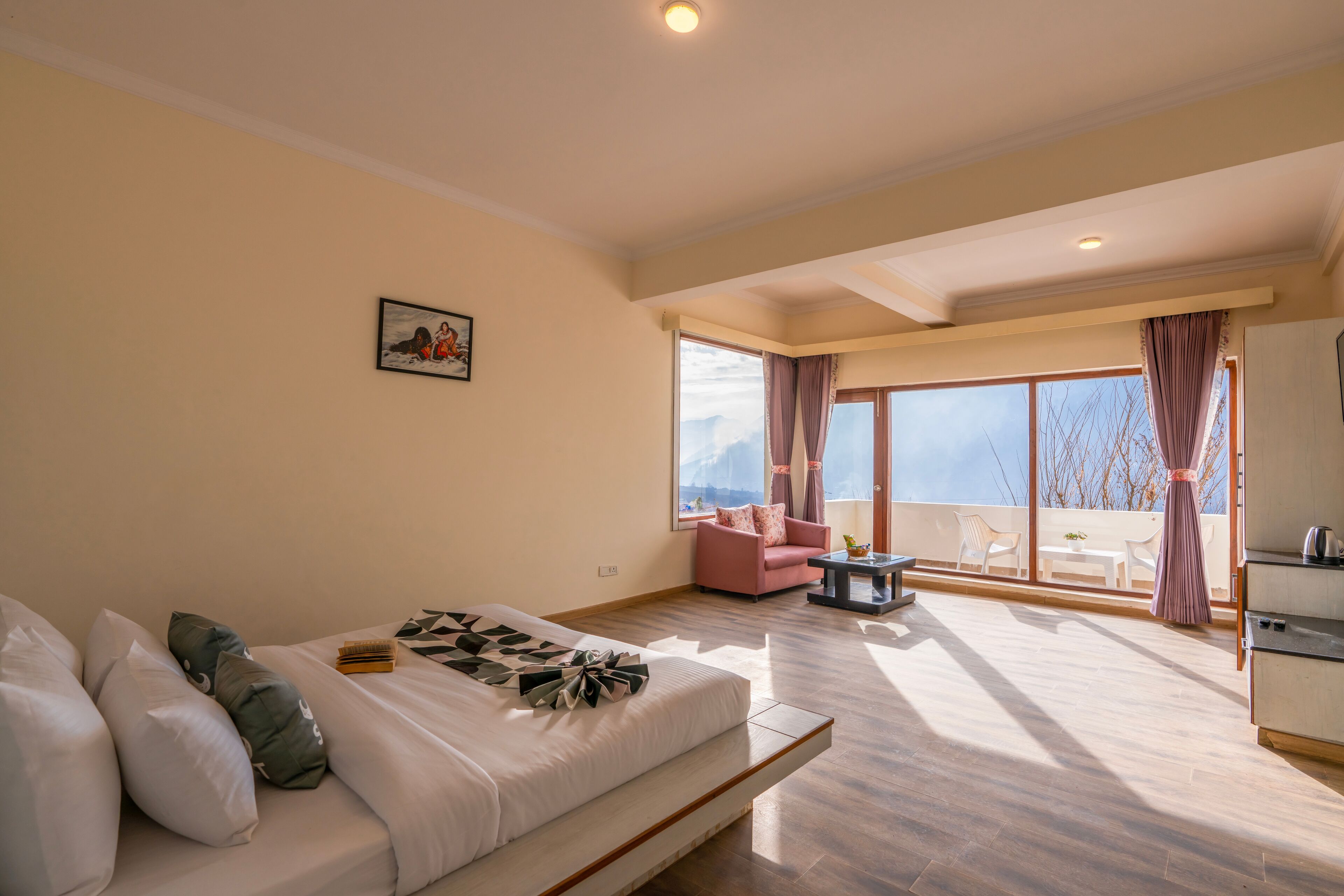 Deluxe Family Room | Blackout drapes, free WiFi