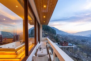 Junior Suite | Balcony view - Moustache Select Manali (Manali)