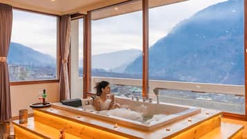 Junior Suite | Vasca idromassaggio