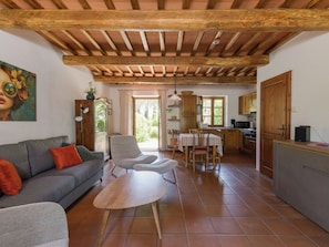 TV - Steffi's House by Interhome (Giuncarico)