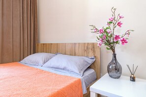 Iron/ironing board, free WiFi, bed sheets, wheelchair access - Adorable 1-bedroom apartment in superb Astana location (Nura District)