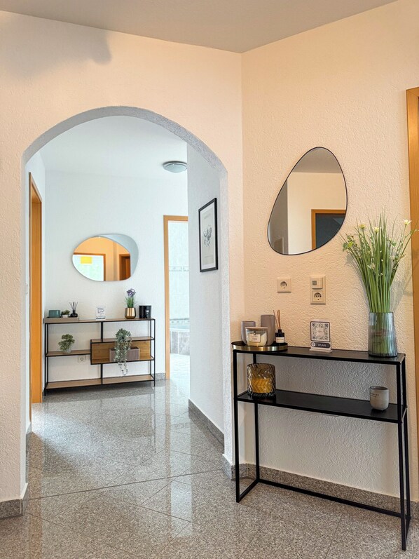 Interior - Apartment '108qm - 4 Zimmer - Parkplatz - City' with Private Terrace, Balcony and Wi-Fi (Kassel)